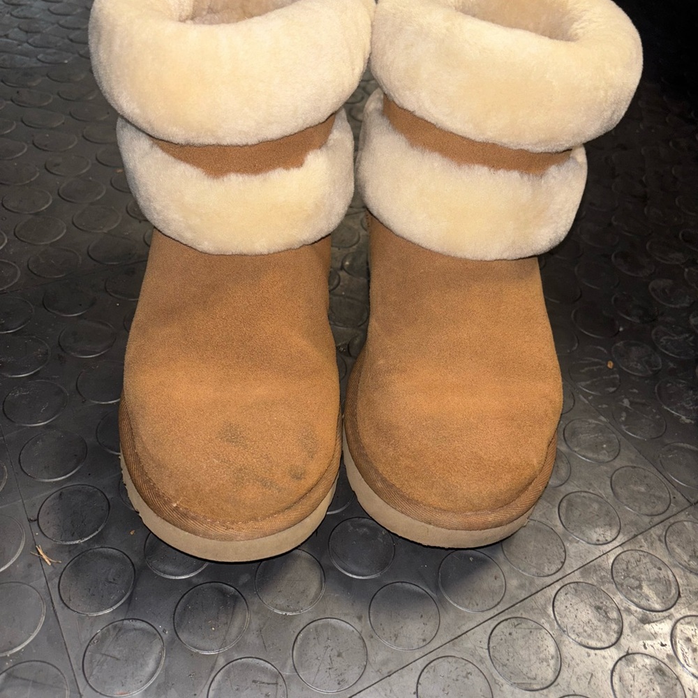 UGG Fluff Mini Belted Boots